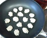 簡単離乳食★卵なし！手づかみ鶏バーグ作り方6写真