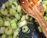 イラン♡セロリたっぷりチキンカレー作り方4写真
