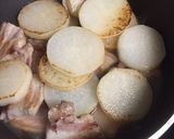 焼き大根と豚バラ肉の煮物作り方6写真