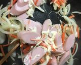 魚肉ソーセージと野菜のペッパーマヨ炒め作り方4写真