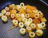簡単！ブロッコリーと竹輪のマヨカレー炒め作り方2写真