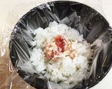 すっぱ旨い!梅とツナマヨネ〜ズおにぎり作り方4写真