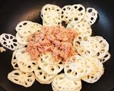 すぐできちゃう！れんこんと小松菜の炒め物作り方3写真