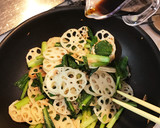 すぐできちゃう！れんこんと小松菜の炒め物作り方5写真