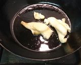 しめじともやしのバターニンニク醤油炒め作り方1写真