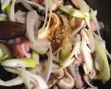 豚ばらふんわり卵とじ うどん作り方2写真
