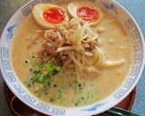 インスタントラーメンで豚コツ風～ラーメン作り方4写真