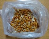 柿の種で簡単!クランチチョコ作り方4写真