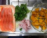 スモークサーモンのかぼちゃクリームパスタ作り方1写真