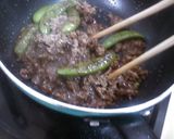 牛肉とスナップえんどうの炒め物作り方5写真