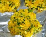 離乳食後期手掴み食べ☆三色ライスお焼き作り方2写真