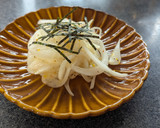 シャキシャキ新玉ねぎのみかんだし和え作り方4写真