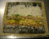 簡単酢飯と缶詰のもてなしのり巻き作り方4写真