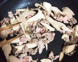 ほっこり♡ブロッコリーときのこの豚肉炒め作り方2写真