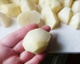 じゃがいもと茎ワカメの煮物作り方1写真