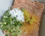 鶏団子と蕪、白菜のピリ辛中華鍋作り方1写真