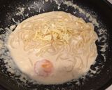 うどんで作る！釜玉めんたいカルボナーラ作り方4写真