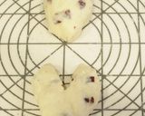 * クランベリー&チーズのハートパン♪作り方4写真