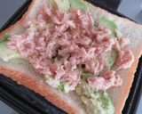 アボカド胡麻油和えのホットサンド作り方4写真
