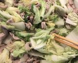 白菜と豚肉の卵とじ丼作り方1写真