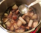 黒豆効果抜群!煮汁もおいしい黒いブリ大根作り方9写真