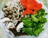 豚肉入り♪なすとピーマンのオイスター炒め作り方1写真