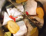 ローズマリーを加えた自家製鯖の水煮作り方3写真