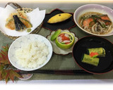 【学生提案】湯葉とほうれん草のお吸い物作り方5写真