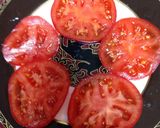 テーブル華やぐスライストマトのサラダ作り方1写真