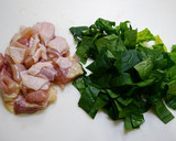 簡単！ほうれん草の親子丼(つゆだく)作り方1写真
