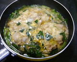 簡単！ほうれん草の親子丼(つゆだく)作り方4写真