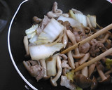 豚と白菜としめじの炒め物作り方5写真
