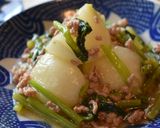 風邪予防♡身体にやさしいかぶのそぼろ煮♡作り方6写真