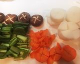 お野菜たっぷり★お雑煮風煮物スープ作り方1写真