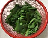 豚バラとニラと豆腐のピリ辛とろみ炒め煮作り方1写真