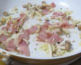 きのこ＆ベーコンのバター醤油パスタ。作り方2写真