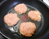 簡単！お弁当用ミニチーズハンバーグ作り方3写真