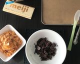 簡単！チョコフレーク2色作り方1写真