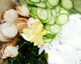 新玉ねぎとホタテのワカメの酢の物作り方1写真
