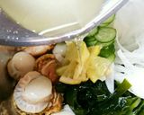 新玉ねぎとホタテのワカメの酢の物作り方3写真