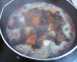 鶏肉と里芋と人参の煮物作り方5写真