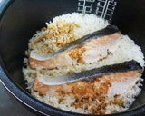 鮭の>゜)))彡バター醤油♦炊き込み御飯作り方3写真