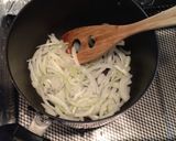 玉ねぎとブリの味噌汁作り方2写真