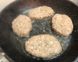 簡単!洋食屋っぽい★煮込みハンバーグ★作り方1写真