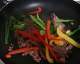 牛肉とパプリカのカラフルオイスター炒め作り方4写真