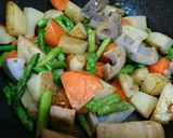 チーズがとろける根菜のガーリック炒め作り方5写真