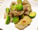 簡単！鶏肉と芽キャベツの刻み玉ねぎ炒め作り方5写真