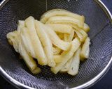 簡単！春菊とお揚げのお味噌汁作り方1写真