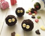 友チョコに☆まっくろくろすけケーキポップ作り方19写真