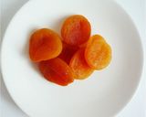 電子レンジで　杏さつま芋もち作り方1写真